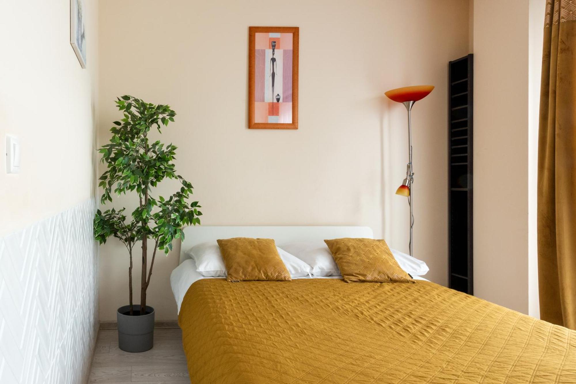 Apartment Cozy Modern Astoria Magic Orange Old Town *