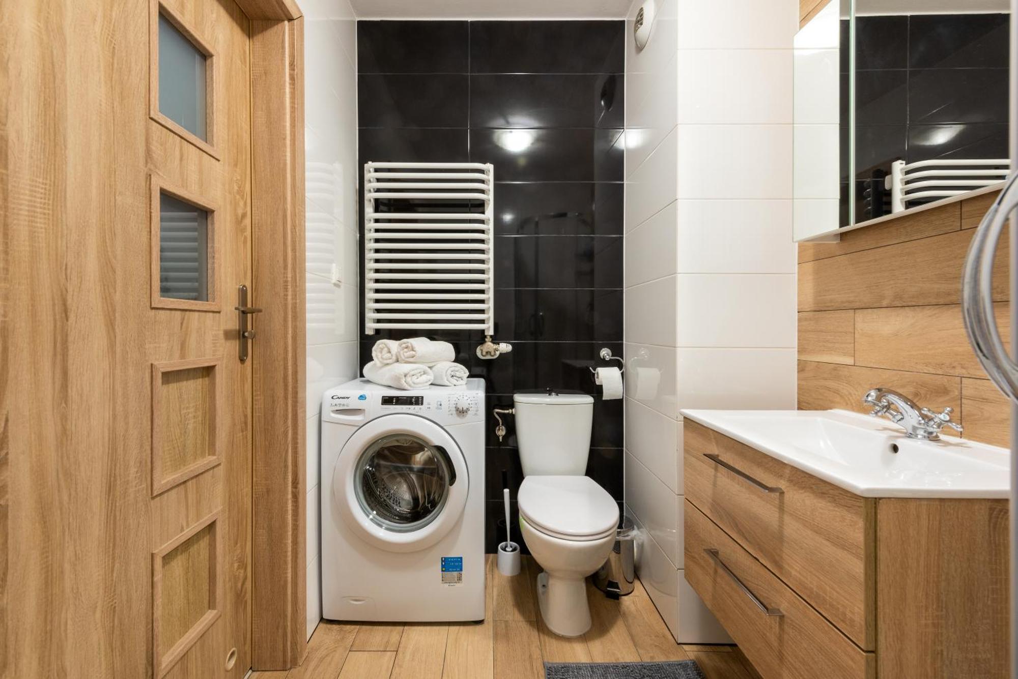 Cozy Modern Astoria Magic Orange Old Town Krakau